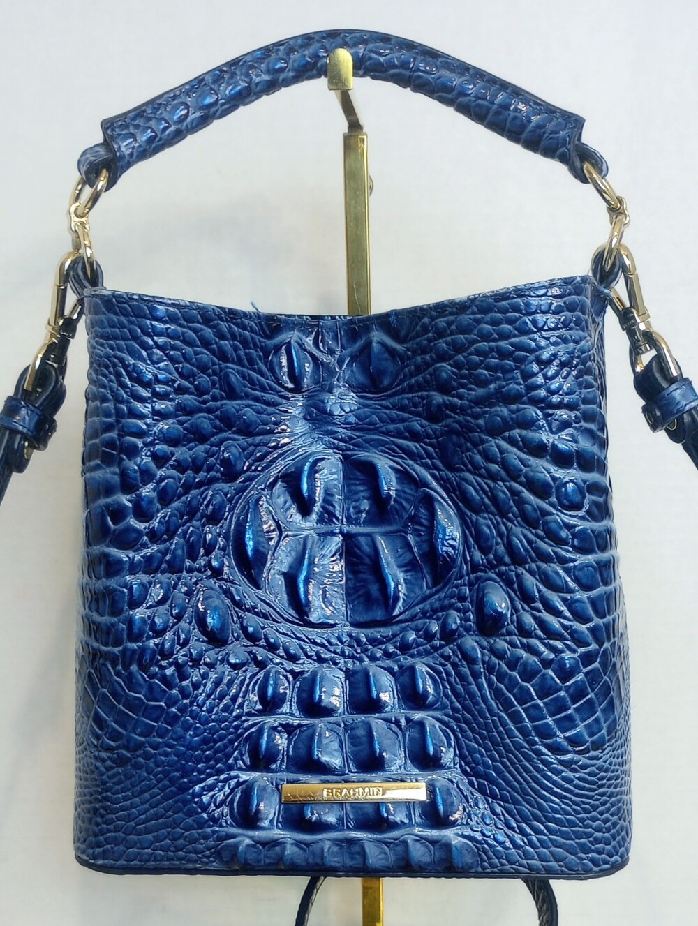 Brahmin Amelia Bucket Bag In Bluebonnet, Crocodile Embossed Leather Crossbody - Picture 2 of 9